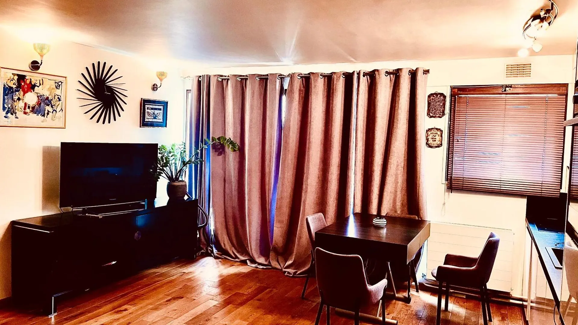 Apartment Jolie 2 Pieces Avec Balcon 15 Eme *