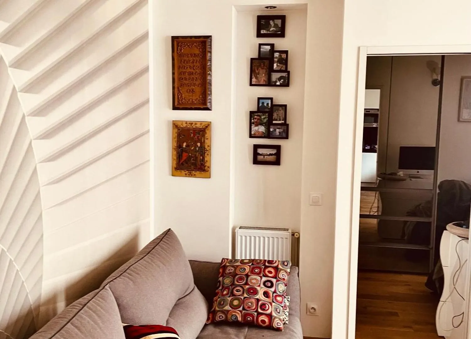 Apartment Jolie 2 Pieces Avec Balcon 15 Eme Paris